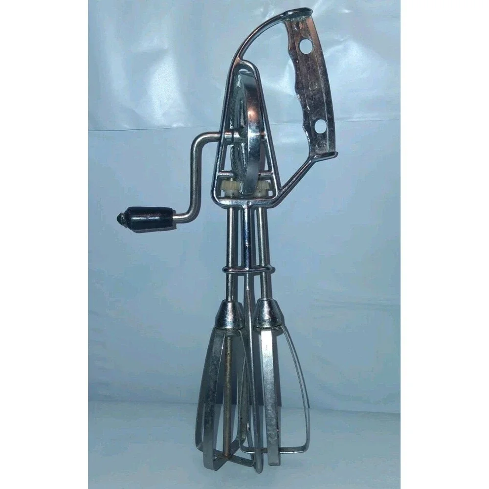 Maynard‎ 456 -1 Hand Held Egg Beater Mixer Black Handle Manual Mixer Vintage